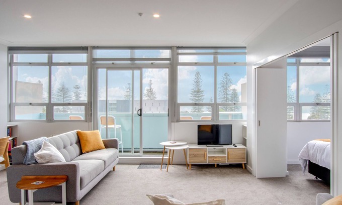 Bluff Hill Casa | Coastal Crib - Napier Holiday Apartment