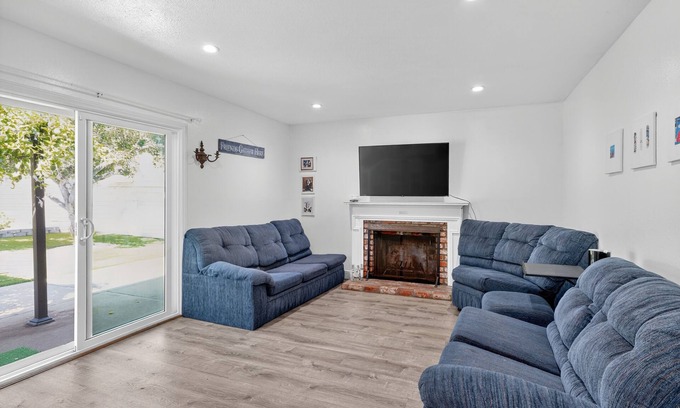 Sea View Estates Casa | Coastal Escape With Private Mini Golf 4 Bedroom Home