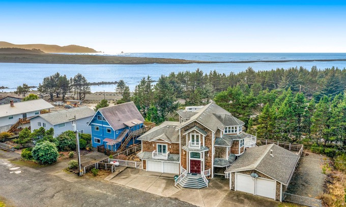 Rockaway Beach Casa | Coastal estate with private hot tub, enclosed yard, firepit, & game room