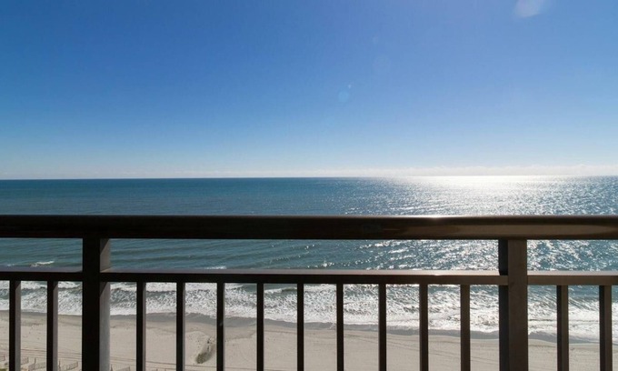 Myrtle Beach Complejo | Coastal Gateway OF 3 BR Condo 15th Floor