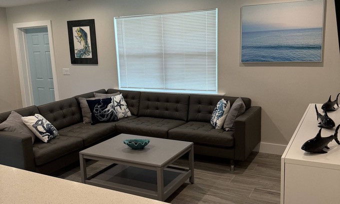 Stuart Casa | Coastal Getaway in Stuart
