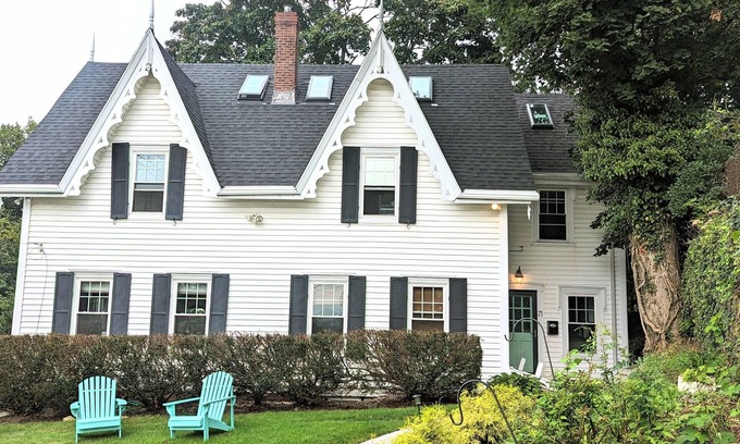Swampscott Apartamento | Coastal Getaway: walk to beach and town