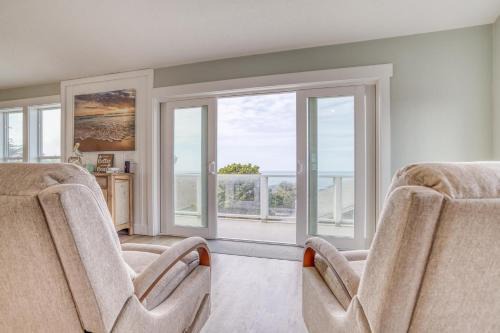 Nelscott Casa | Coastal Haven