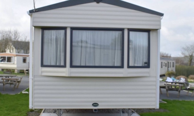 Kuggar Casa | Parque costero de vacaciones con caravanas estáticas