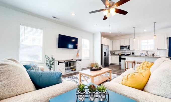 Wilmington Casa | Coastal Home in the heart of downtown ILM
