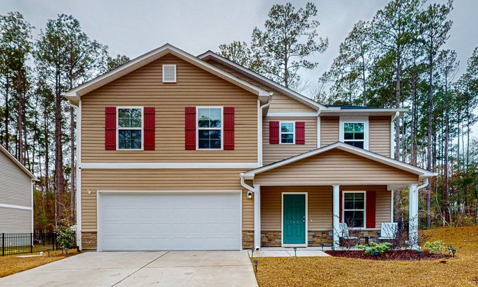 St. James Casa | Coastal home with community pool, close to beach and local attractions