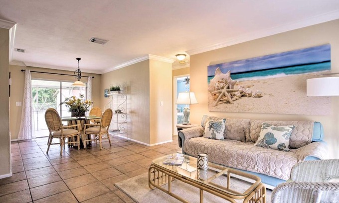 Bonita Springs Casa | Coastal House with Fenced-In Yard - 5 Mi to Beach!