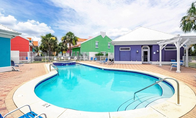 Sunset Pass Casa | Coastal Living Perfected: Banana Bay's Intracoastal Retreat with Sandy Shores