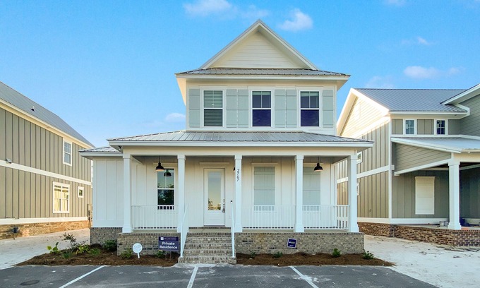 Orange Beach Casa | Coastal Luxury Beach Escape with Plenty of Room! Pool and Golf Nearby