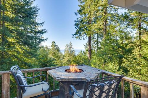 Gualala Casa | Coastal NorCal Sanctuary with Ocean and Redwoods Views