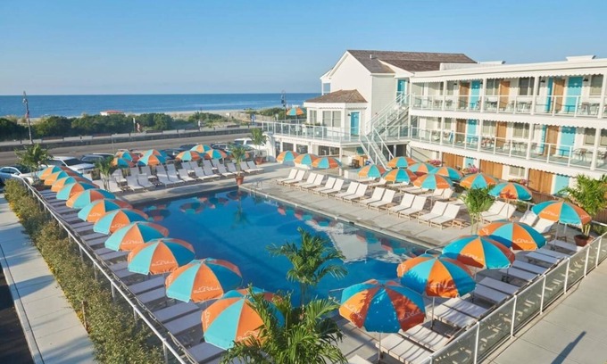 Cape May Casa | Coastal Oasis – Poolside Fun, Bikes & Ocean Breezes