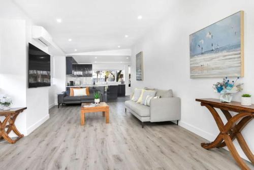 Anna Bay Casa | Coastal Oasis Steps to the Water's Edge