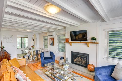 Portsmouth Casa | Coastal Portsmouth Home with Bay Access Near Newport