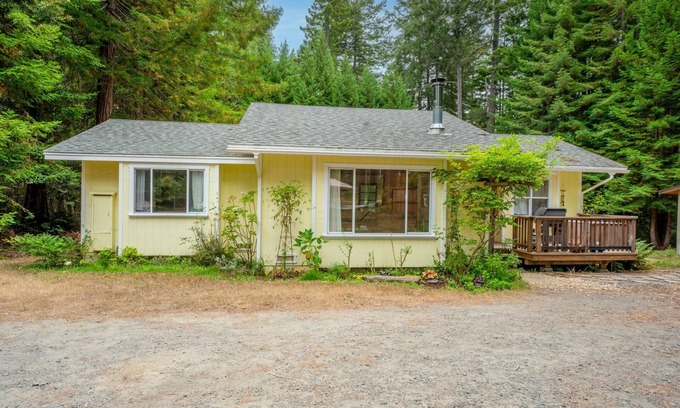 Little River Casa | Coastal Redwood Bliss