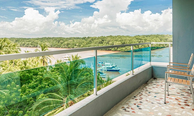 Puntarenas Condominio | Coastal Serenity in El Roble: Your Perfect Getaway! Water views and Balcony