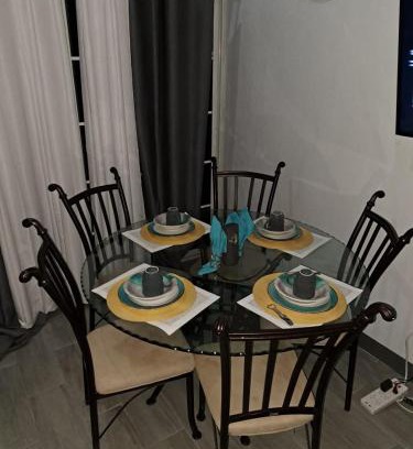 West End Apartamento | Coastal Serenity