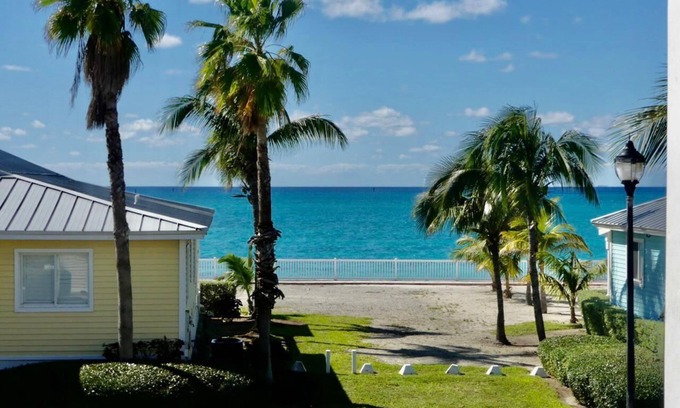 Alice Town Condominio | "Coastal Soul" - Bimini Bay recently updated oceanview condo! 2bed, 2bath