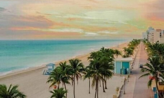 North Beach Apartamento | Coastal Studio by Hollywood Beach Boardwalk