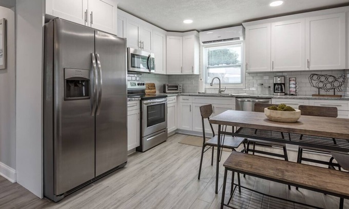 Clearwater Casa | Coastal Style Home Central to Beaches