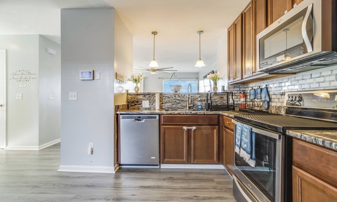 Sussex County Casa | Coastal Townhome Near DE & MD Beaches!