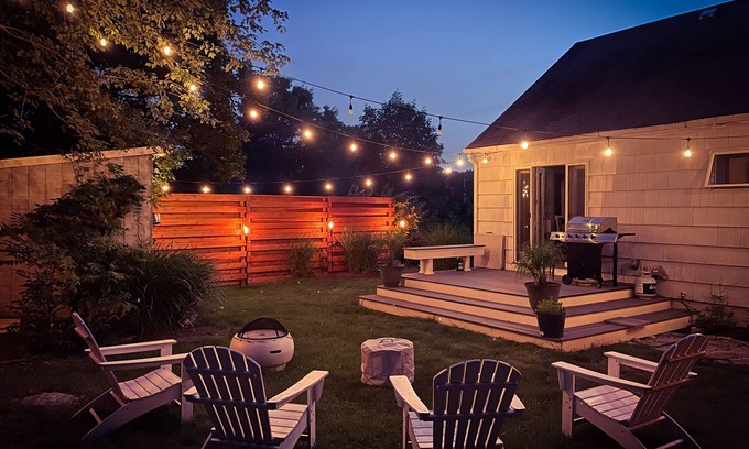 Stonington Casa | Coastal Vibes 3BR in Mystic w/ Private Backyard, Outdoor Shower & Firepit