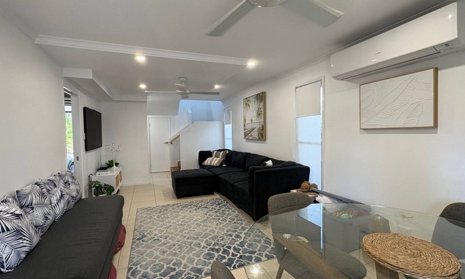 Caloundra Apartamento | 'Coasterly' Osterley AVE Unit 1