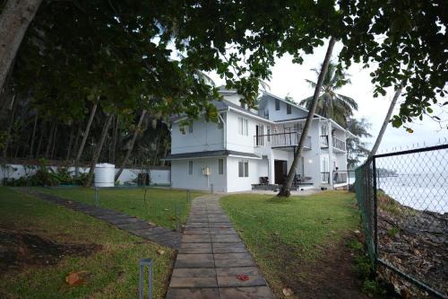 Elathur Casa | Coastline Calicut