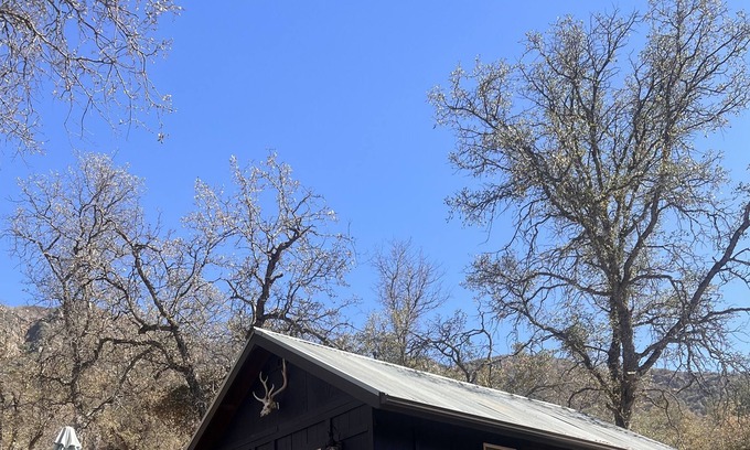 Three Rivers Cabina | Cobalt Canyon Off Grid Glamping Oasis