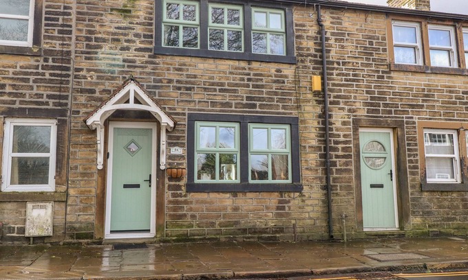 Haworth Casa | COBBLERS COTTAGE, pet friendly, with open fire in Haworth
