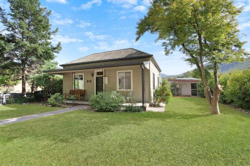 Bright Casa | Cobden & Wills