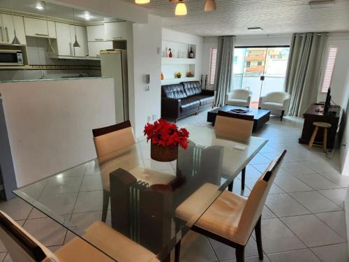 Prainha Apartamento | Cobertura com 3 Quartos a 1 Minuto da Prainha