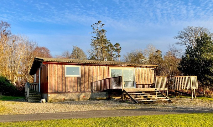 Tighnabruaich Chalet De Esquí | Cáscara de nuez Lodge ubicado en el borde de las aguas cerca de la nutria Ferry-mascotas