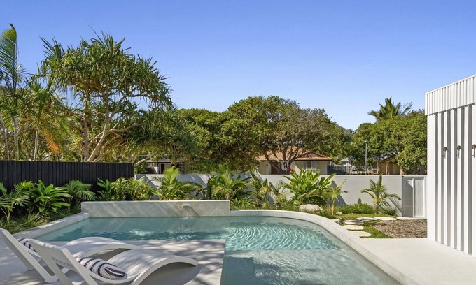 Castaways Beach Casa | Coco - Castaways Beach