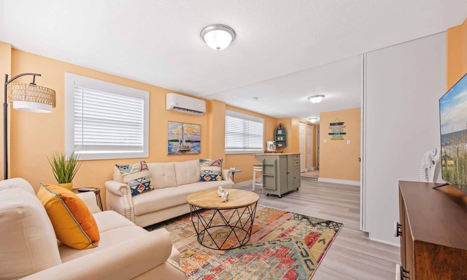 Port Canaveral Apartamento | Cocoa Beach Hideaway – 1BR, Walk to the Sand