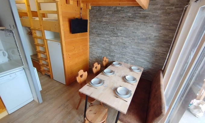 Mieussy Apartamento | Cocon Alpin - Praz de Lys Sommand Duplex aux Pieds des Pistes Avec vue Montagne