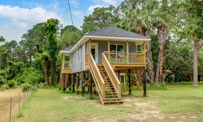 Pass Chateau Harbor Casa | Coconut Cottage - Feel like you are sleeping in a treehouse! Bikes included - close to bike trail home