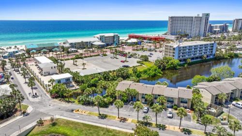 Panama City Beach Casa | Coconut Cottage