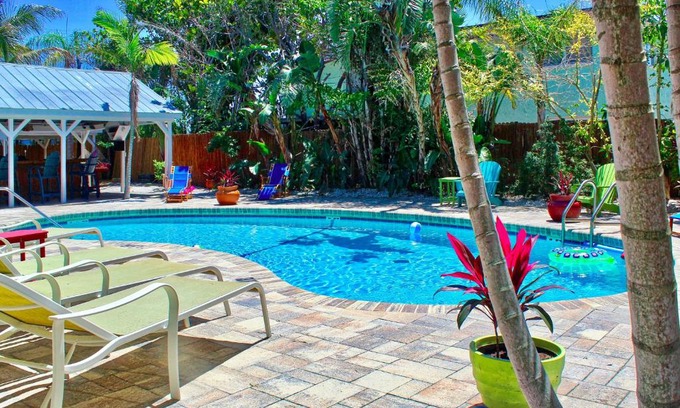Bay Esplanade Apartamento | Coconut Grove Beach Resort Suites 1 & 2