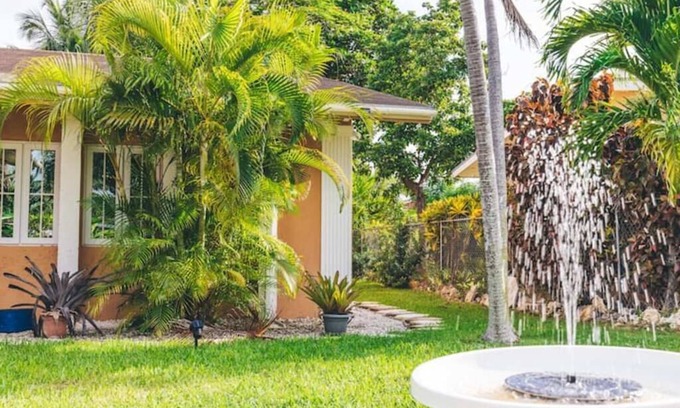 Nassau Apartamento | COCONUT PALM HIDEAWAY-QUEEN