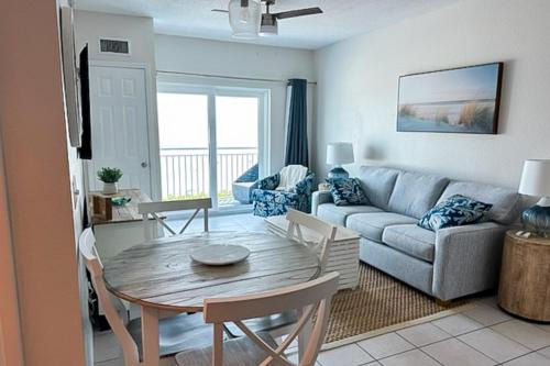New Smyrna Beach Apartamento | Coconut Palms Beach Resort Unit 4312