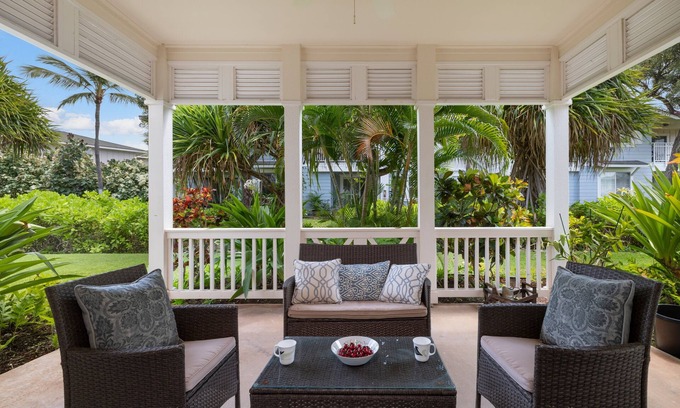 Ko Olina Condominio | Coconut Plantation 1192-2 by Gather w/ Pools, Lanai & Walk to Beach