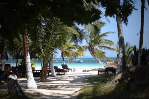 Galu Beach Apartamento | Coconut Village Beach Resort