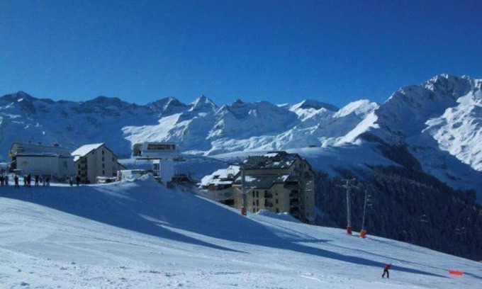 Saint-Aventin Apartamento | Cocooning studio you will enjoy the breathtaking view of the mountains