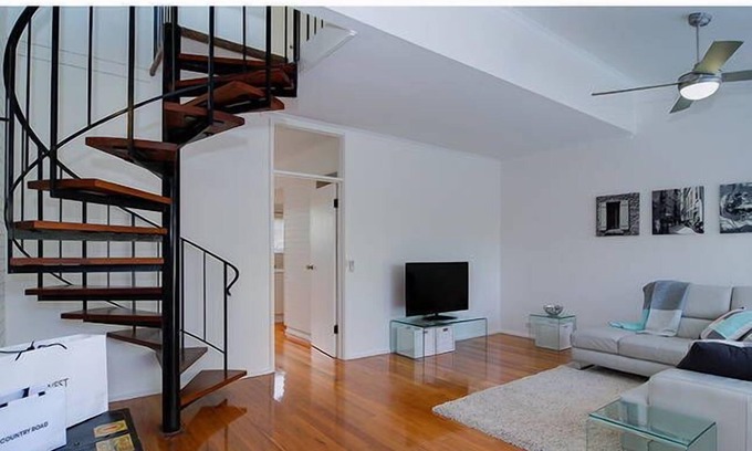 Norwood Casa | Coke Street Townhouse