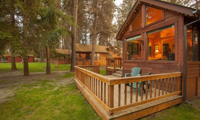 Camp Sherman Complejo | Cold Springs Resort