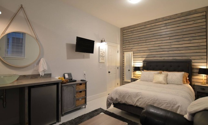 Valley West Casa | NUEVOS pasos de "Coldsmoke Getaway" desde Meyers Lake and Park