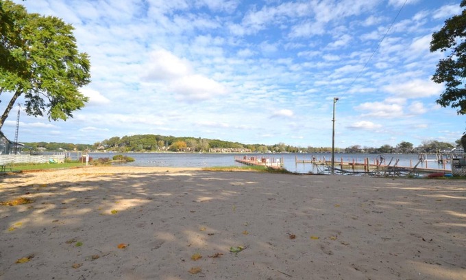 Spring Lake Casa | Coles Park @ Spring Lake (área de Grand Haven) *** Domingo 8 / 21-25 Especial $ 550 por 4