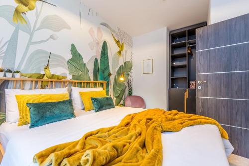 Pjescana Uvala Apartamento | COLIBRI-Design&Beach Appartement mit 40m2 Terrasse und 2 SUPs
