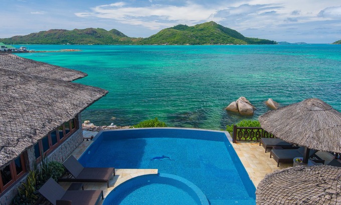 Baie Ste Anne Casa | Colibri Guest House