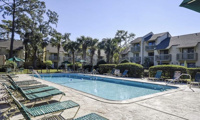 Shipyard Plantation Apartamento | Steps to Beach & Pool | Family & Dog Friendly